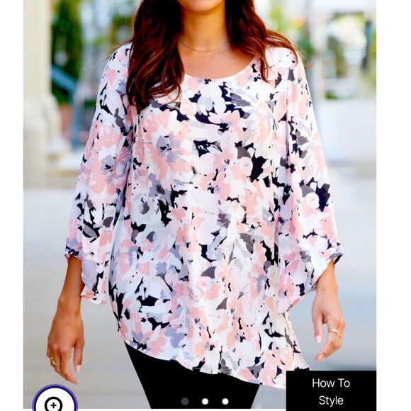 Catherine’s Pink Floral Asymmetrical Flare Sleeve Top Women’s Plus Size 4X - Picture 1 of 9